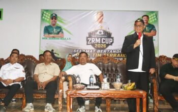 Turnamen ZRM Cup di Bone Bolango resmi dibuka Bupati Ismet Mile. PSSI Bone Bolango menilai kompetisi ini mendorong pertumbuhan UMKM dan ekonomi masyarakat/Hibata.id