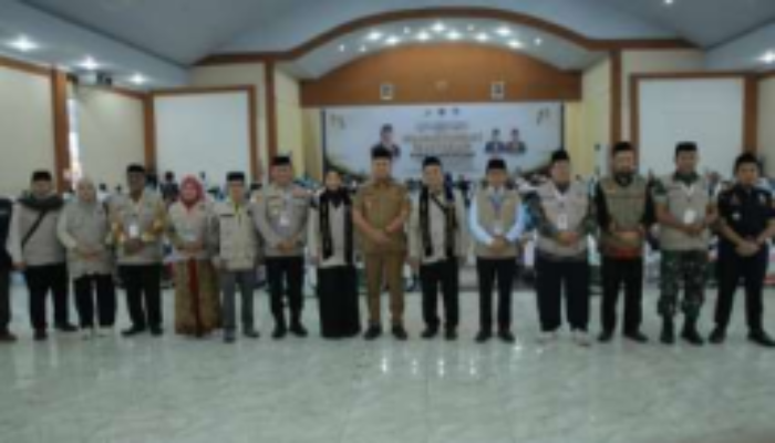Penuh Haru, Wakil Bupati Asahan Jemput Kepulangan Jamaah Haji Kloter 7