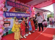 Pentas Penuh Ceria, Kadisdik Asahan Lepas Puluhan Siswa TK Kemala Bhayangkari 08