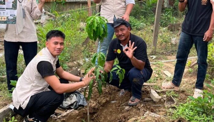 PALMA Fakultas Pertanian UISU Edukasi Mitigasi Bencana Dan Pengelolaan Sawit Berkelanjutan Pada Gapoktan Makmur Tani di Aceh Tamiang