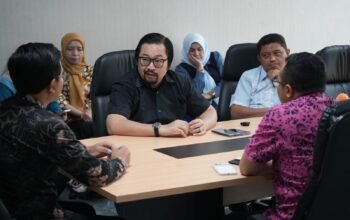 Komisi II DPRD Gorontalo mempelajari strategi Bapenda DKI Jakarta meningkatkan PAD melalui kepatuhan pajak kendaraan, edukasi publik, penghargaan wajib pajak, dan obligasi daerah/Hibata.id