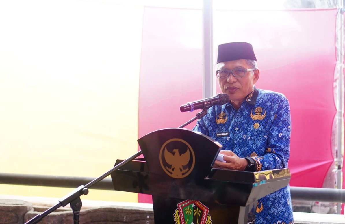 Sekretaris Daerah (Sekda) Kota Gorontalo Ismail Madjid mewakili Wali Kota Gorontalo menghadiri penilaian Lomba Kelurahan Tingkat Provinsi Gorontalo yang berlangsung di Kelurahan Moodu, Kecamatan Kota Timur, Kamis, 9 Juli 2026. (Foto: Humas)