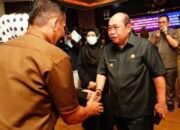 Wali Kota Gorontalo Adhan Dambea saat menghaidir Rapat Paripurna DPRD Kota Gorontalo, Senin (20/7/2026). (Foto: Humas)