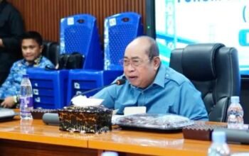 Wali Kota Gorontalo, Adhan Dambea saat dalam rapat Forum Koordinasi Pimpinan Daerah (Forkopimda), Kamis, 23 Juli 2026. (Foto: Hiumas)