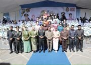 Wali Kota Kotamobagu, dr. Weny Gaib, bersama Wakil Wali Kota Rendy Virgiawan Mangkat menghadiri Upacara Peringatan Hari Bhayangkara ke-80 yang digelar di Alun-alun Boki Hontinimbang, Kota Kotamobagu, Rabu, 1 Juli 2026. (Foto: Humas)