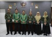Pertemuan antara Wali Kota Kotamobagu, Weny Gaib, dengan Ketua Pengadilan Agama Kotamobagu, Achmad N., yang berlangsung di ruang kerja Wali Kota, Kamis, 2 Juli 2026. (Foto: Humas)