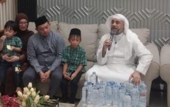 Syeikh Muhammad Jaber Kunjungi Keluarga Rahman Salehe-Mamonto di Kotamobagu, (Foto:s)