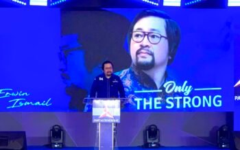 Ketua DPD Partai Demokrat Provinsi Gorontalo periode 2026–2029, Erwin Ismail (EI), menyampaikan sambutan usai ditetapkan dalam Musyawarah Daerah (Musda) V Partai Demokrat di Ballroom FOX Hotel Gorontalo, Minggu (5/7/2026)/Hibata.id
