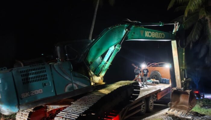 Mogok Bukan Berarti Lolos, Excavator PETI Iloheluma Akhirnya Diangkut Polisi