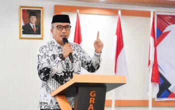 Wabup Boalemo Lahmuddin Hambali mendorong penguatan kapasitas pengurus PGRI untuk meningkatkan profesionalisme organisasi dan mutu pendidikan/Hibata.id