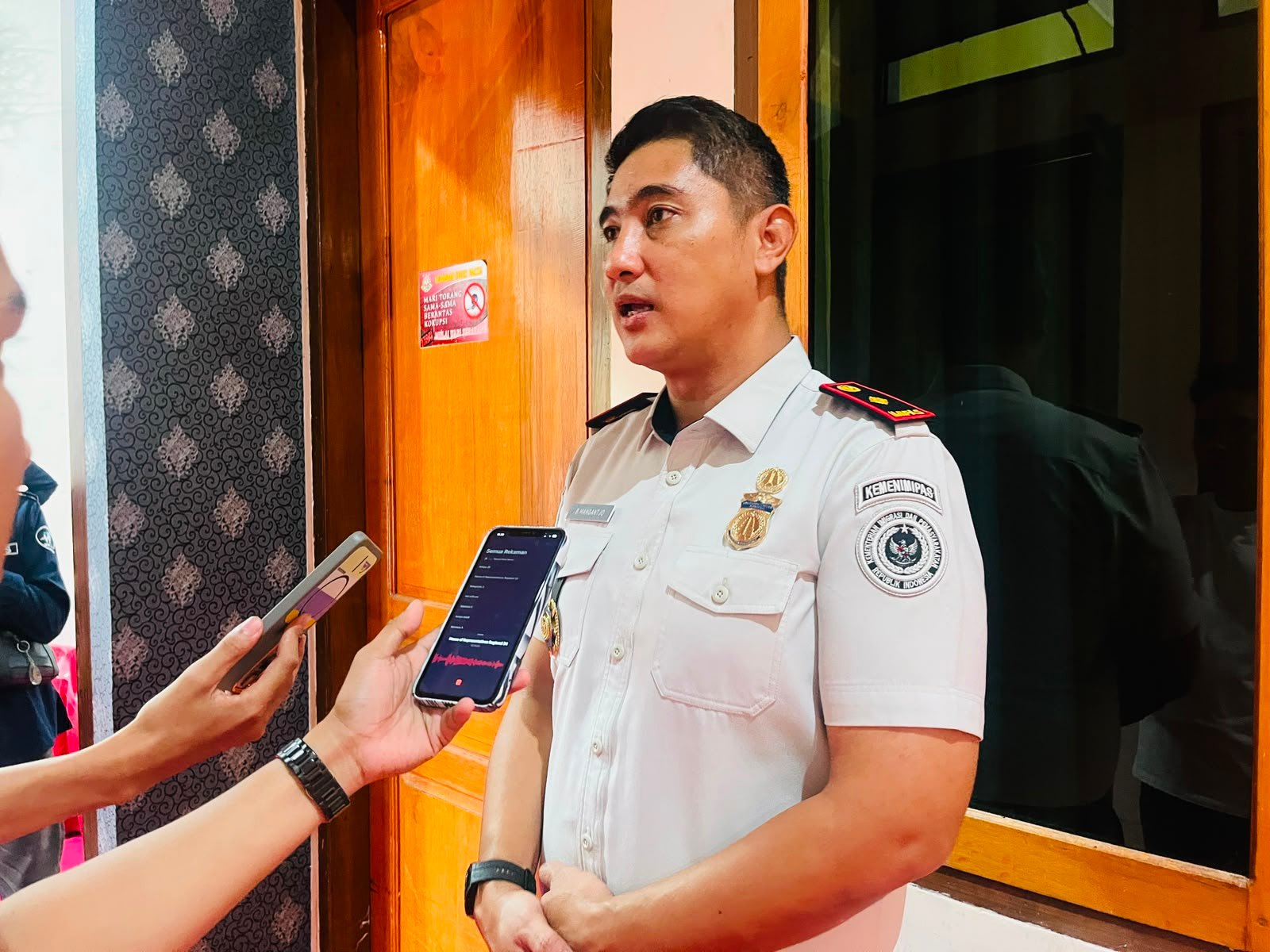 Kepala Kantor Imigrasi Kelas III Non TPI Pohuwato, Budi Mangantjo/Hibata.id