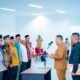 Bupati Buton Tengah Dr. Azhari mengukuhkan pengurus FKUB periode 2026–2030 dan mengajak tokoh agama memperkuat sinergi menjaga kerukunan umat/Hibata.id