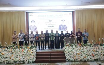 Wali Kota Kotamobagu Weny Gaib bersama Wakil Wali Kota Rendy Mangkat menghadiri acara kenal pamit Kapolres Kotamobagu dari AKBP Irwanto kepada AKBP Abdul Kholik. Kegiatan berlangsung di Ballroom Hotel Sutanraja Kotamobagu, Senin, 13 Juli 2026. (Foto: Humas)