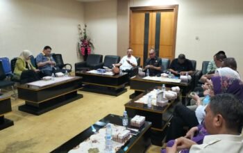 Panitia Khusus (Pansus) DPRD Provinsi Gorontalo melaporkan progres pembahasan Ranperda Pajak Daerah kepada pimpinan DPRD/Hibata.id