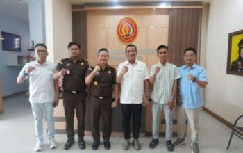 Lindungi Guru dari Jerat Hukum, Syarif Mbuinga Bawa Gagasan ‘Jaksa Jaga Guru’ ke Kejari Marisa