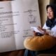 Wisnawati, istri eks Kepala Desa Buhu Jaya, membeberkan versinya terkait awal perkara yang kini diproses hukum. Ia menyebut laporan pertama ditujukan kepada Sekretaris Desa/Hibata.id