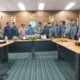 Ketua Umum Pro Jurnalismedia Siber (PJS) Mahmud Marhaba bersama jajaran pengurus pusat menyerahkan dokumen organisasi kepada Tim Pendataan Dewan Pers di Gedung Dewan Pers, Jakarta Pusat, Kamis (23/7/2026), sebagai bagian dari proses verifikasi menuju organisasi konstituen Dewan Pers/Hibata.id