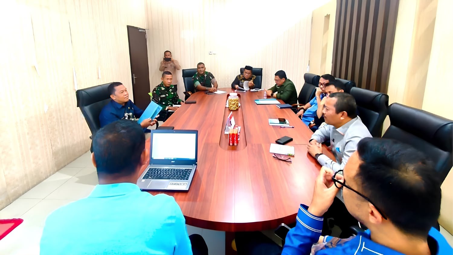 Pemerintah Kabupaten Gorontalo mempercepat penyelesaian lahan eks HGU Pandan Sari di Desa Motilango, Kecamatan Tibawa, melalui rapat koordinasi untuk memberikan kepastian hukum bagi masyarakat/Hibata.id