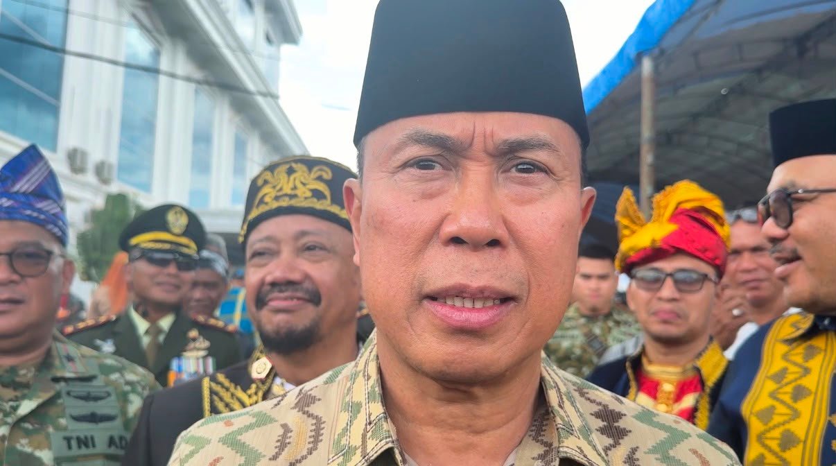 Gubernur Sulawesi Tenggara Andi Sumangerukka saat menghadiri puncak peringatan Hari Ulang Tahun (HUT) ke-12 Kabupaten Buton Tengah/Hibata.id