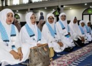 Sekda Gorontalo Lepas 11 Jamaah Umrah, Titip Pesan Jaga Kesehatan di Tanah Suci