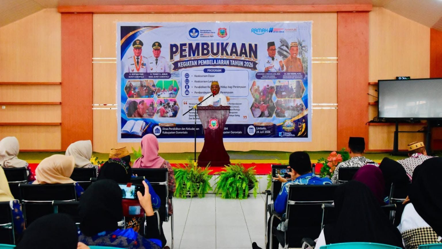 Wakil Bupati Gorontalo, Tonny S. Junus, di Ballroom Dinas Pendidikan dan Kebudayaan Kabupaten Gorontalo, Jumat (24/7/2026). (Foto: Humas)