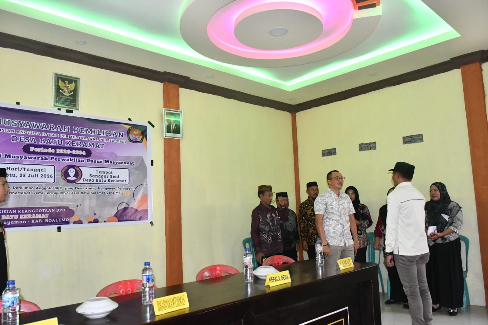 Wakil Bupati Boalemo Lahmudin Hambali memantau pelaksanaan pemilihan anggota Badan Permusyawaratan Desa (BPD) di Kecamatan Dulupi, Paguyaman, dan Wonosari, Sabtu (25/7/2026), guna memastikan proses berlangsung aman, tertib, transparan, dan sesuai ketentuan/Hibata.id