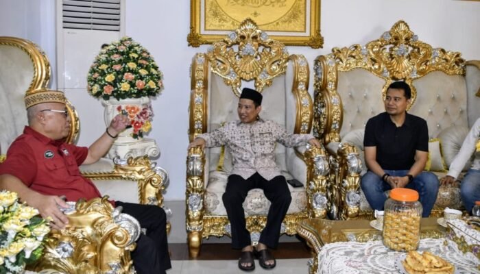 Elnino Mohi Temui Bupati Sofyan Puhi, Ini Topik Utama yang Dibahas