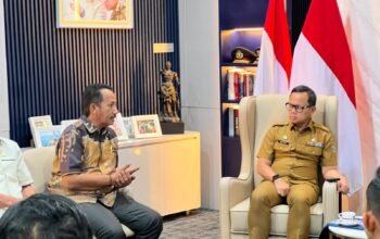 Wakil Ketua DPRD Bolmut,Saiful Ambarak Beraudiensi Dengan Wakil Menteri Dalam Negeri Bima Arya Sugiarto (Foto: Humas)