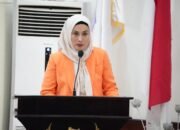 Indriani Dunda saat menyampaikan pandangan umum Fraksi NasDem dalam rapat paripurna DPRD Provinsi Gorontalo/Hibata.id