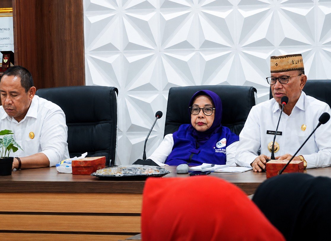 Bupati Bone Bolango, Ismet Mile, meminta seluruh organisasi perangkat daerah (OPD) terlibat aktif memperkuat pelayanan Posyandu/Hibata.id