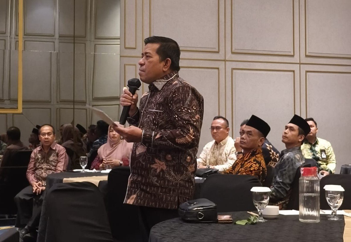 Kepala Kanwil Kemenhaj Provinsi Gorontalo Mansur Basir saat mengikuti diskusi Pengembangan Ekosistem Ekonomi Haji di Hotel Movenpick Surabaya, Jawa Timur/Hibata.id