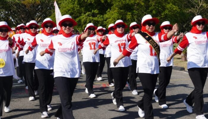 Gerak Jalan Jadi Cara Pegawai RSUD ZUS Perkuat Kekompakan