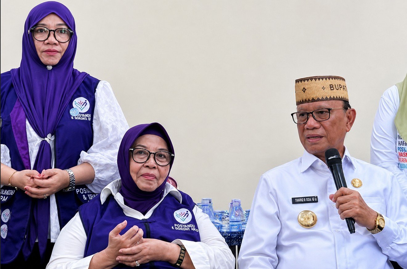 Bupati Bone Bolango bersama Ketua Tim Penggerak PKK Kabupaten Bone Bolango, Hj. Ruwaida Mile/Hibata.id