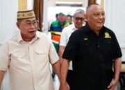 Wali Kota Gorontalo, Adhan Dambea, menerima kunjungan kerja sekaligus silaturahmi Anggota DPR RI, Rusli Habibie, di Rumah Dinas Wali Kota Gorontalo, Rabu (5/8/2026). (Foto:n Humas)