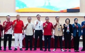 Wakil Wali Kota Gorontalo Indra Gobel membuka sosialisasi dan pembekalan pensiun serta prapensiun bagi aparatur sipil negara (ASN) Pemerintah Kota Gorontalo di Bandhayo Lo Yiladia, Rabu, 26 Agustus 2026. (Foto: Humas)
