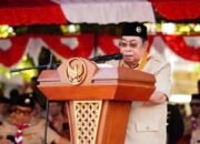 Wali Kota Gorontalo Adhan Dambea saat memimpin Apel Besar Pramuka Tingkat Kota Gorontalo 2026 di Lapangan Taruna Remaja, Jumat, 28 Agustus 2026. (Foto: Humas)