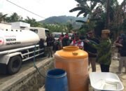 Bupati Bone Bolango Salurkan Air Bersih ke Warga Terdampak Kekeringan, Distribusi Capai 150 Ribu Liter/Hibata.id