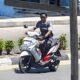 Terduga pelaku terekam kamera CCTV saat membawa sepeda motor milik korban sebelum dilaporkan ke Polres Pohuwato.