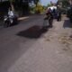 Jalan Kedungsoko-Gesikan Akhirnya "Naik Pangkat", Lubang Mulai Ditutup PUPR Tulungagung/Hibata.id