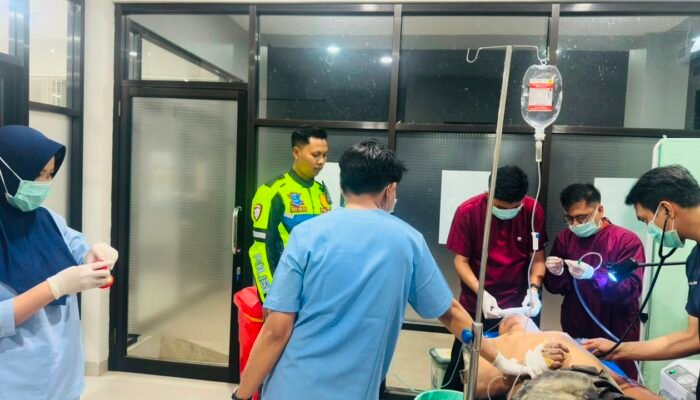 Motor Hilang Kendali di Jalan Palopo Marisa, Pengendara Terluka