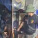 Tim URC Resmob Satreskrim Polres Pohuwato mengamankan seorang pria berinisial AK alias M, 31 tahun, yang diduga menganiaya seorang warga menggunakan senjata tajam jenis pisau badik. (Foto: Polisi)