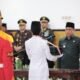 Wali Kota Kotamobagu Weny Gaib dan Wakil Wali Kota Rendy Virgiawan Mangkat memimpin prosesi Pemindahan dan Persemayaman Sang Merah Putih sebagai bagian dari rangkaian peringatan HUT ke-81 Kemerdekaan Republik Indonesia di Kota Kotamobagu, Minggu, 16 Agustus 2026. (Foto: Humas)
