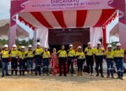 Presiden Direktur PT Merdeka Gold Resources Tbk (EMAS) Boyke Poerbaya Abidin usai menjadi pembina Upacara HUT ke-81 Kemerdekaan Republik Indonesia di Kilometer Nol Pani Gold Mine, Senin (17/8/2026).