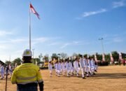 Presiden Direktur PT Merdeka Gold Resources Tbk (MGR) Boyke Poerbaya Abidin saat menjadi pembina Upacara HUT ke-81 Kemerdekaan Republik Indonesia di Kilometer Nol, Pani Gold Mine, Kabupaten Pohuwato.