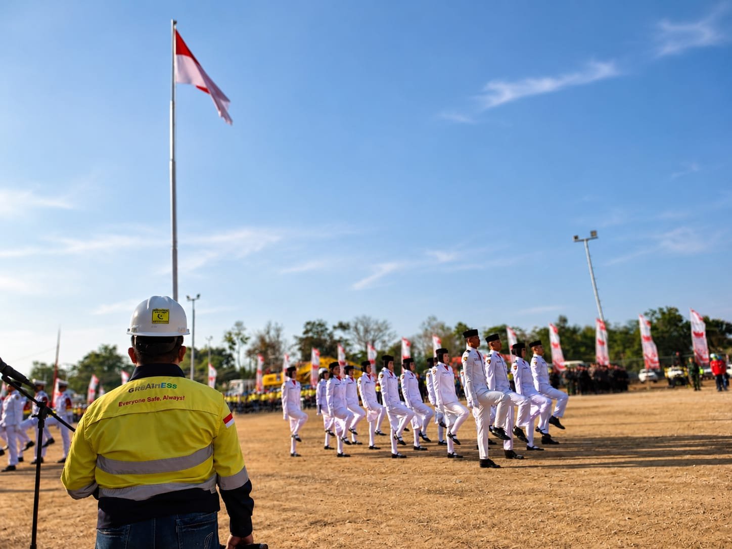 Presiden Direktur PT Merdeka Gold Resources Tbk (MGR) Boyke Poerbaya Abidin saat menjadi pembina Upacara HUT ke-81 Kemerdekaan Republik Indonesia di Kilometer Nol, Pani Gold Mine, Kabupaten Pohuwato.