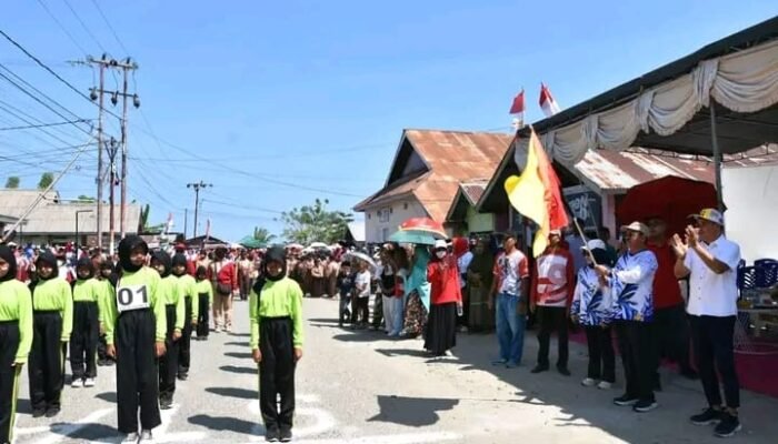 Lepas Gerak Jalan Pelajar, Rum Pagau: Dulu Berjuang Angkat Senjata, Kini Bangun Boalemo