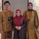 Swarna Mongondow, salah satu koleksi karya Titi Nurmala Kekenusa, sebelum ditampilkan dalam ajang Modest Fashion Professional Competition di Manado Town Square. (Foto: Istw)