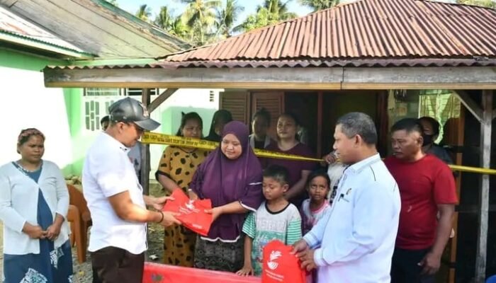 Korban Kebakaran di Piloliyanga Terima Bantuan dari Pemkab Boalemo