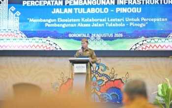 Pemkab Bone Bolango mendorong percepatan pembangunan Jalan Tulabolo–Pinogu dengan target rintisan awal pada 2028 serta menyiapkan survei ekologi untuk menjaga habitat satwa/Hibata.id