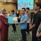 Perwakilan PLN Nusantara Power UP Gorontalo menerima penghargaan PROPER Peringkat Biru periode 2024–2025 di Grand Q Hotel, Kota Gorontalo, 20 Agustus 2026/Hibata.id